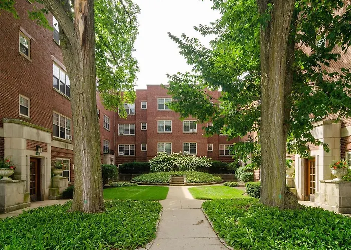 2br W Courtyard Nr Northwestern Chi-956