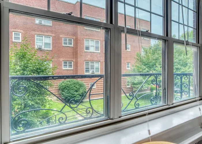 Apartment 2br W Courtyard Nr Northwestern Chi-956