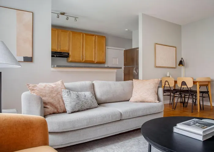 2br W Courtyard Nr Northwestern Chi-956 Apartment *